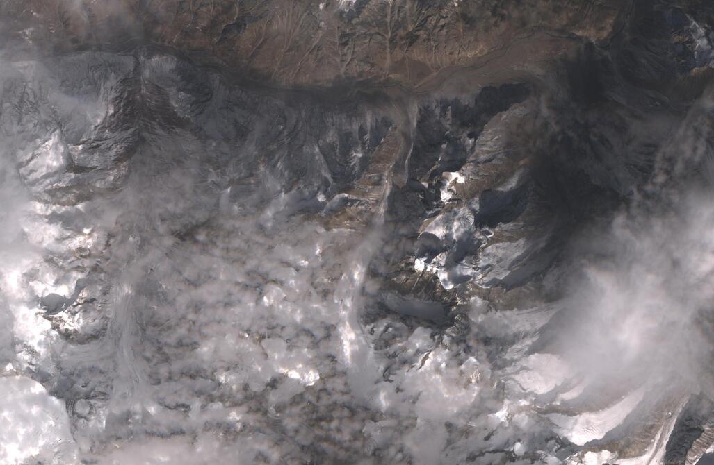 Aerial view of Chhota Shigri Glacier