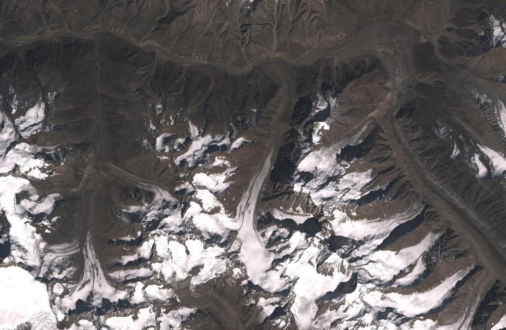 Aerial view of Chhota Shigri Glacier