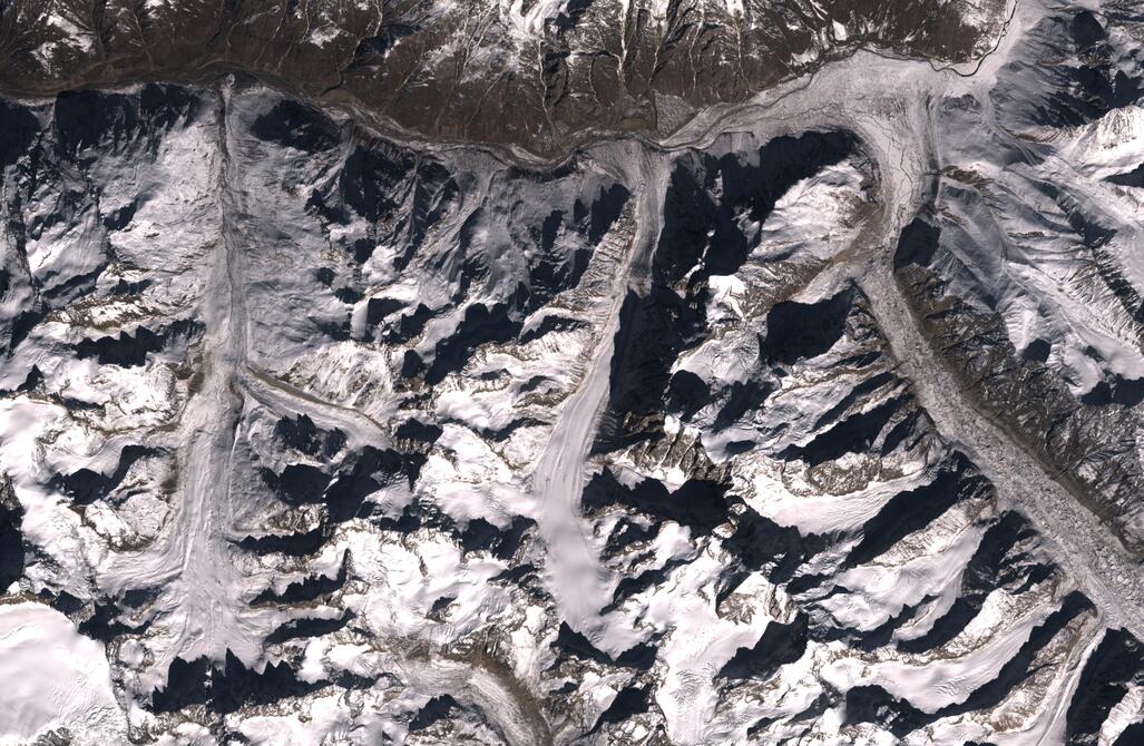 Aerial view of Chhota Shigri Glacier