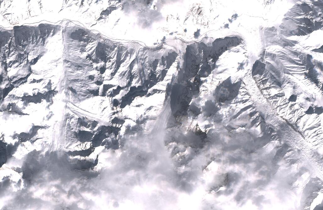 Aerial view of Chhota Shigri Glacier