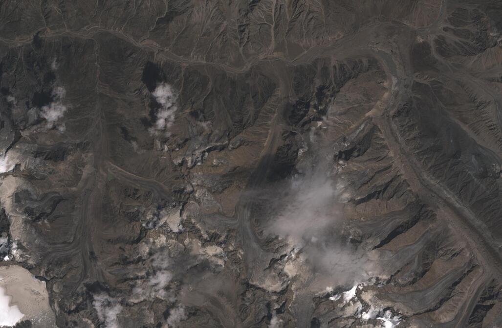 Aerial view of Chhota Shigri Glacier