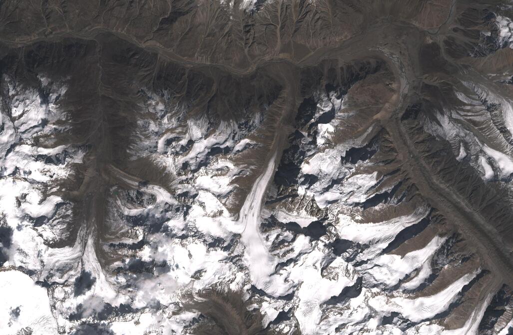 Aerial view of Chhota Shigri Glacier