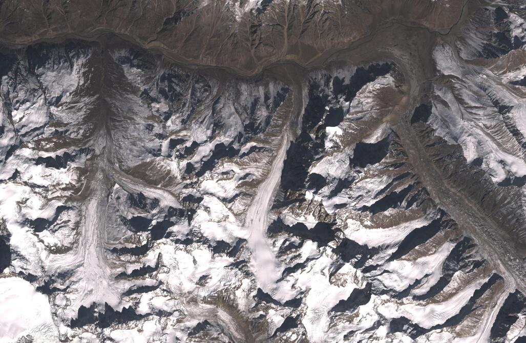 Aerial view of Chhota Shigri Glacier