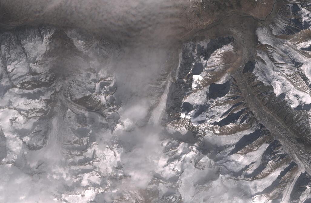 Aerial view of Chhota Shigri Glacier