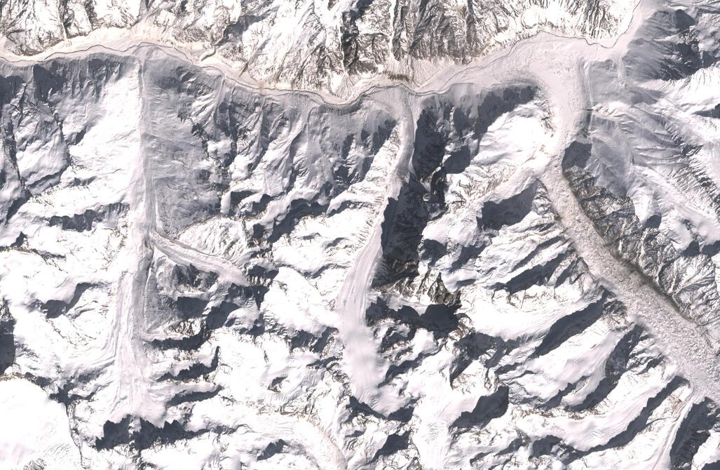 Aerial view of Chhota Shigri Glacier