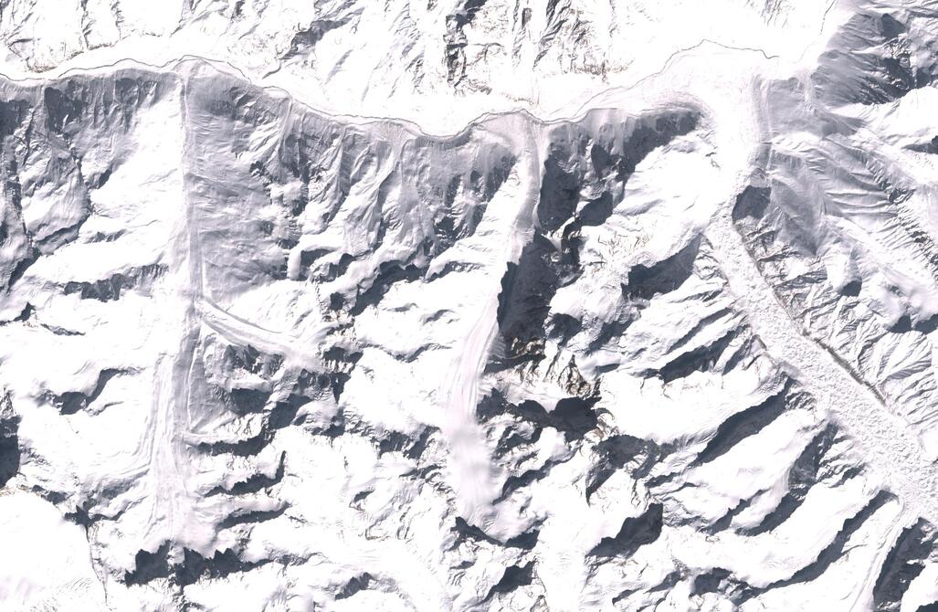 Aerial view of Chhota Shigri Glacier