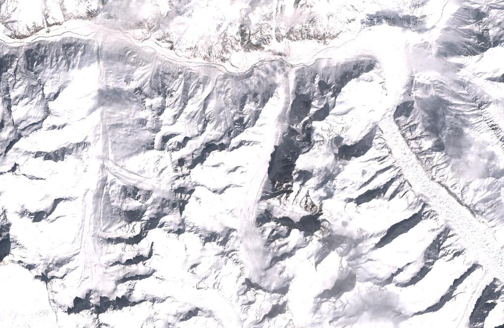 Aerial view of Chhota Shigri Glacier