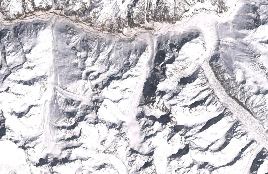 Aerial view of Chhota Shigri Glacier