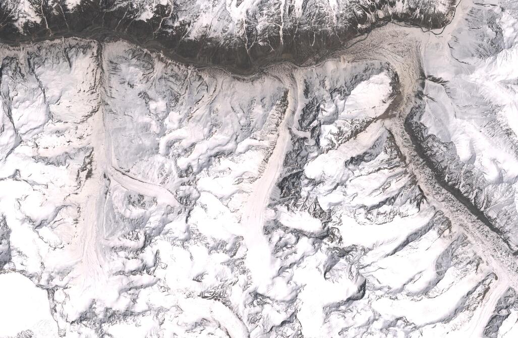 Aerial view of Chhota Shigri Glacier