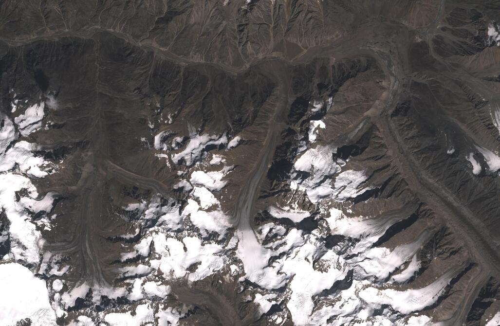 Aerial view of Chhota Shigri Glacier