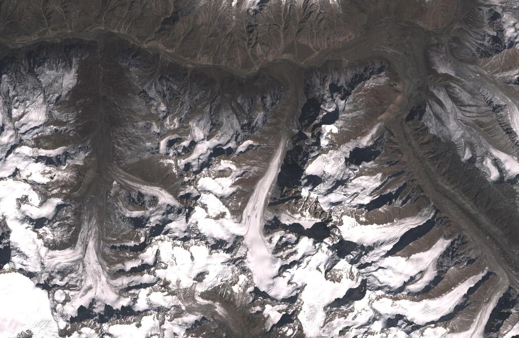 Aerial view of Chhota Shigri Glacier