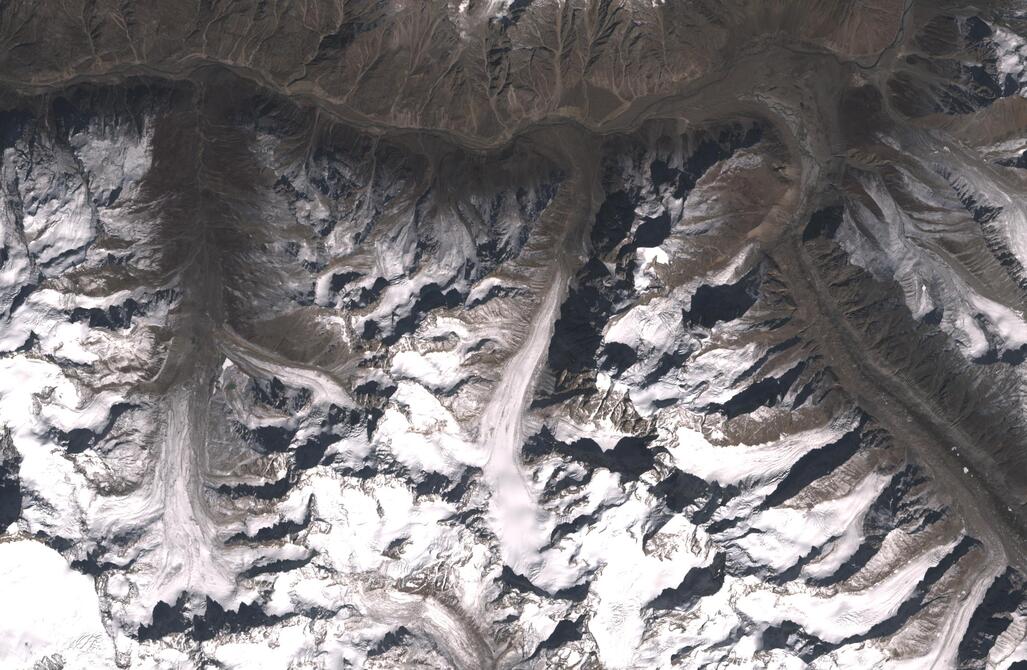 Aerial view of Chhota Shigri Glacier