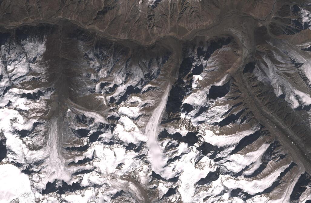 Aerial view of Chhota Shigri Glacier