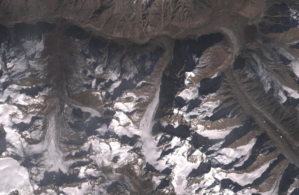 Aerial view of Chhota Shigri Glacier