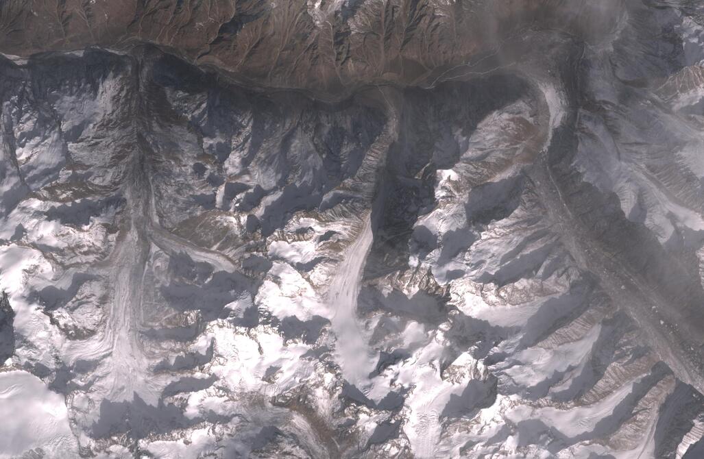 Aerial view of Chhota Shigri Glacier