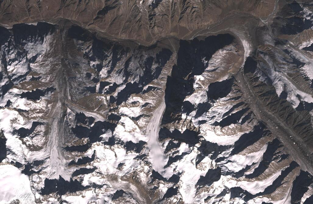 Aerial view of Chhota Shigri Glacier