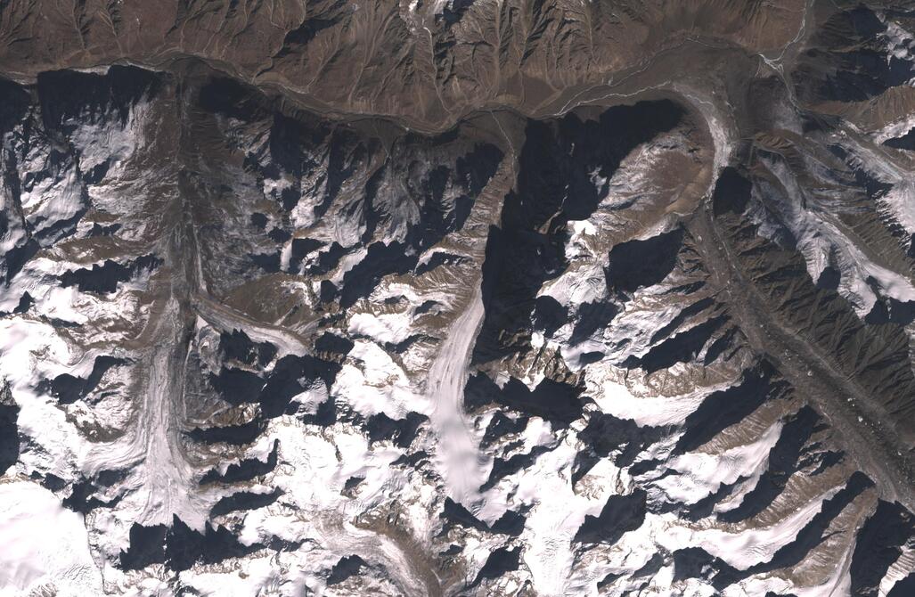 Aerial view of Chhota Shigri Glacier