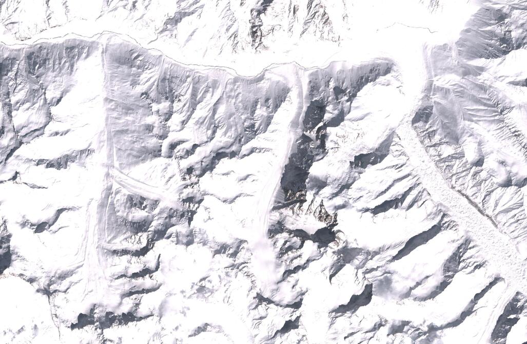 Aerial view of Chhota Shigri Glacier