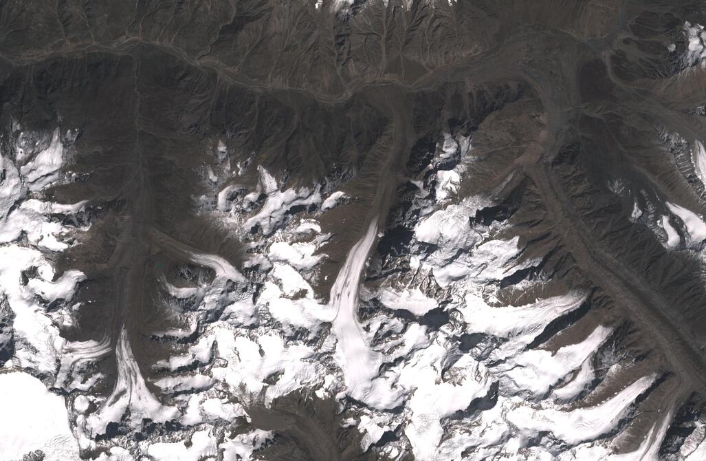 Aerial view of Chhota Shigri Glacier