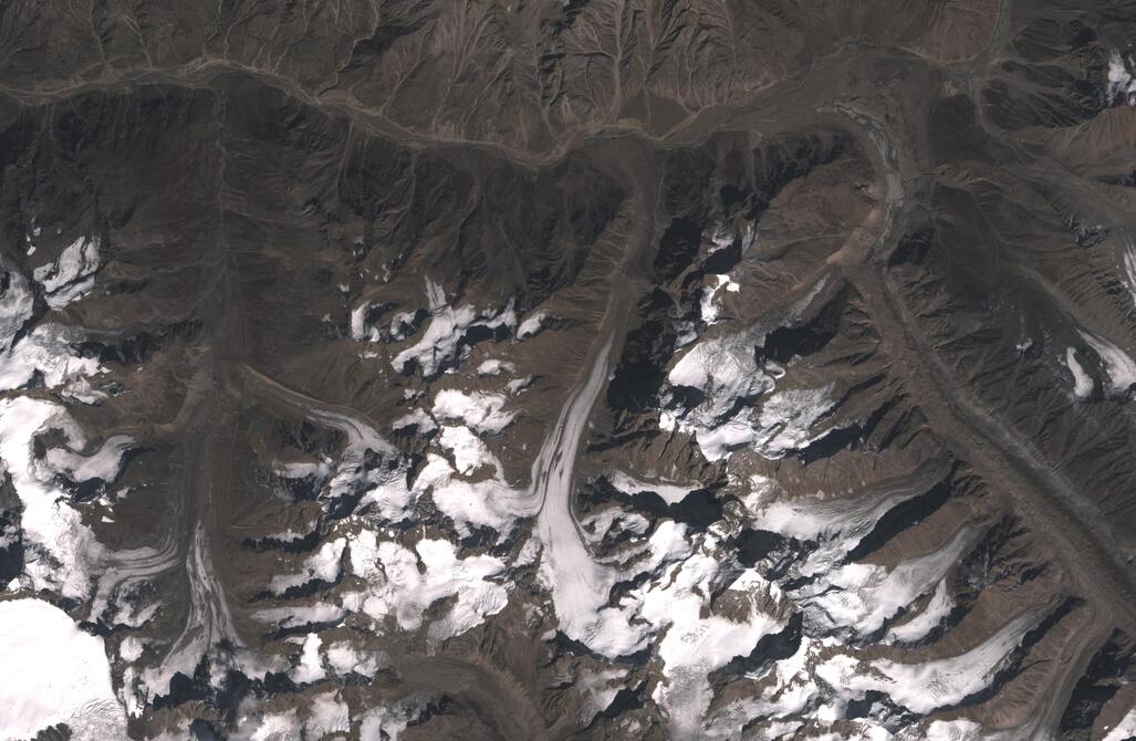 Aerial view of Chhota Shigri Glacier