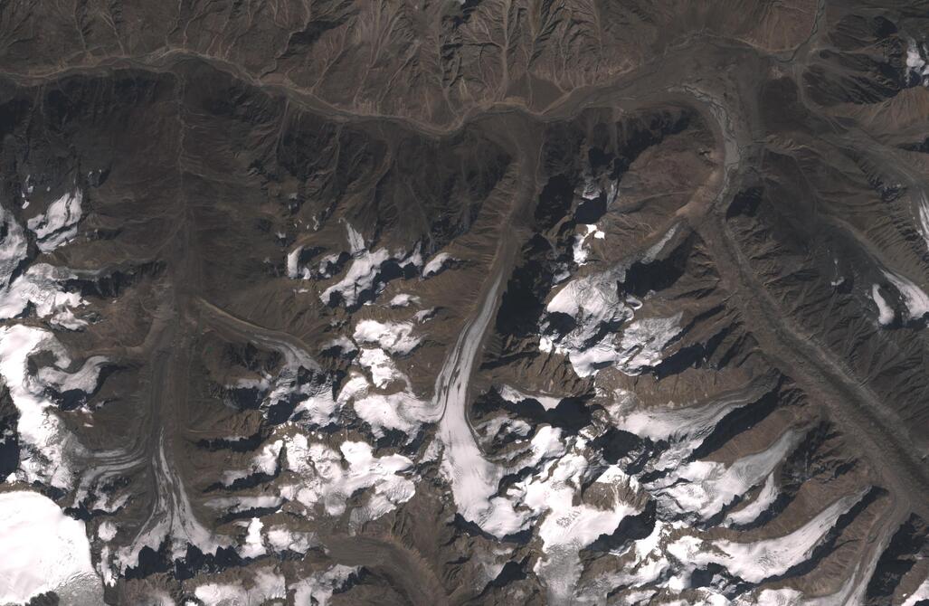 Aerial view of Chhota Shigri Glacier