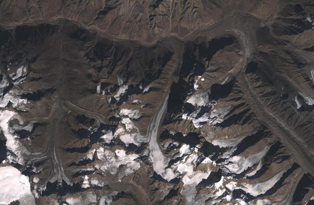 Aerial view of Chhota Shigri Glacier