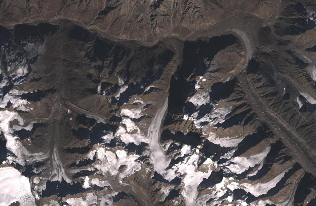 Aerial view of Chhota Shigri Glacier