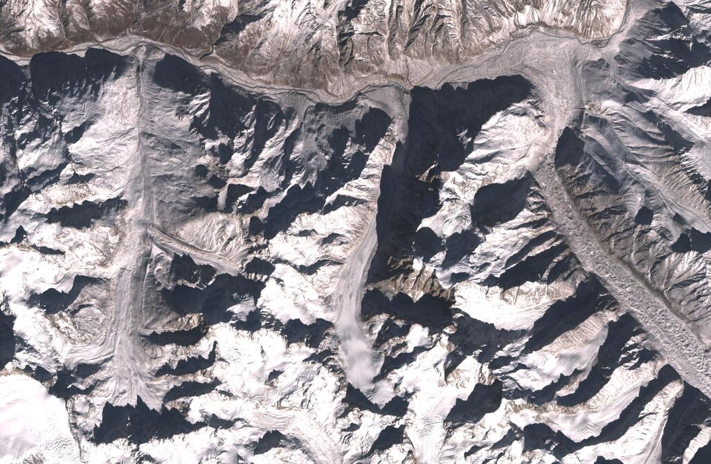 Aerial view of Chhota Shigri Glacier