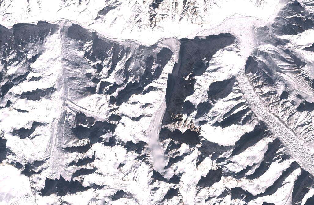 Aerial view of Chhota Shigri Glacier