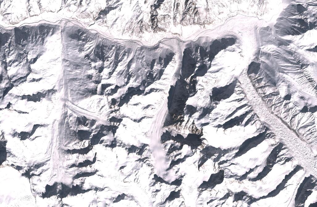 Aerial view of Chhota Shigri Glacier