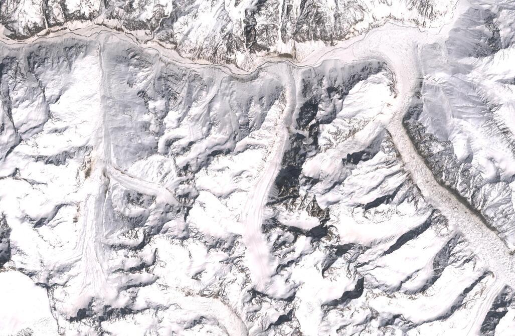 Aerial view of Chhota Shigri Glacier