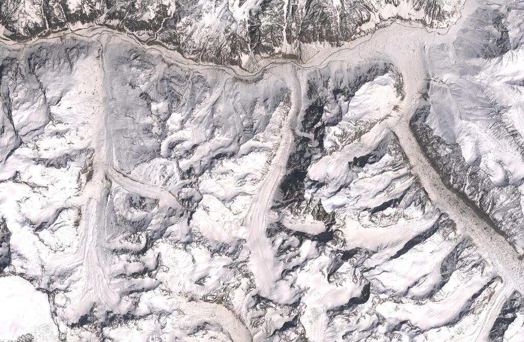 Aerial view of Chhota Shigri Glacier