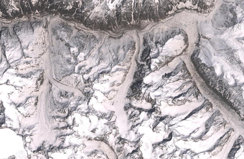 Aerial view of Chhota Shigri Glacier