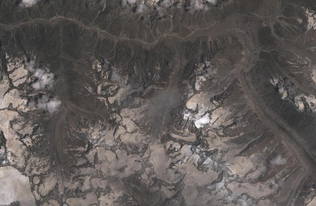 Aerial view of Chhota Shigri Glacier