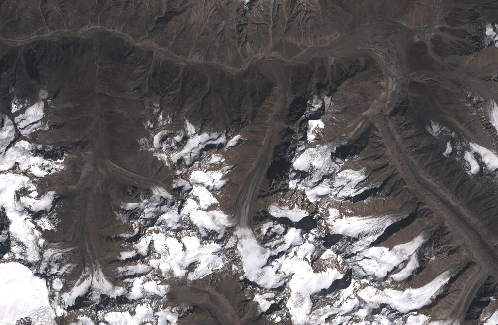 Aerial view of Chhota Shigri Glacier