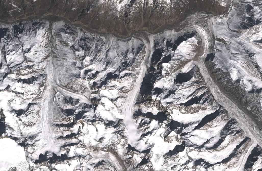 Aerial view of Chhota Shigri Glacier