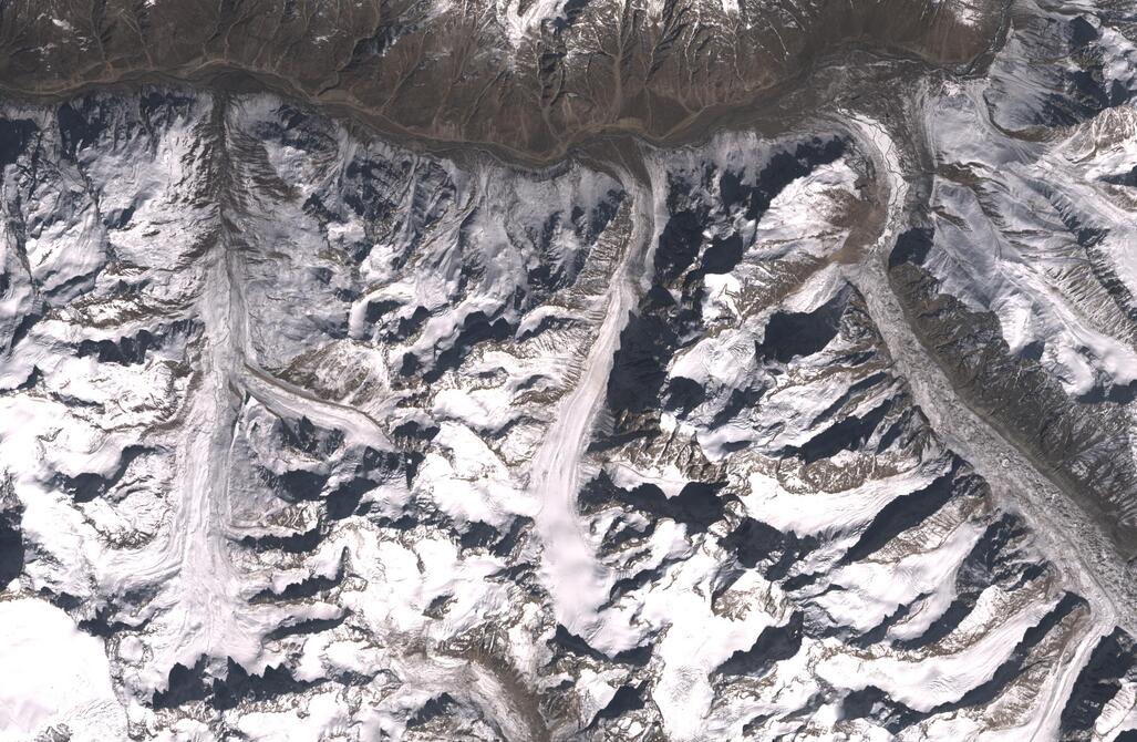 Aerial view of Chhota Shigri Glacier