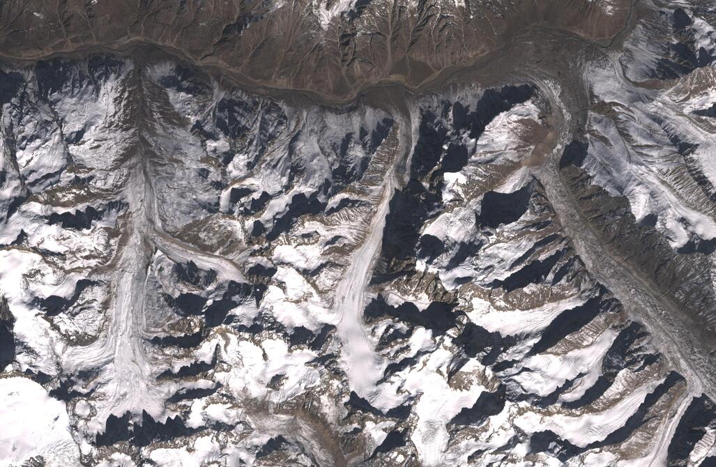 Aerial view of Chhota Shigri Glacier