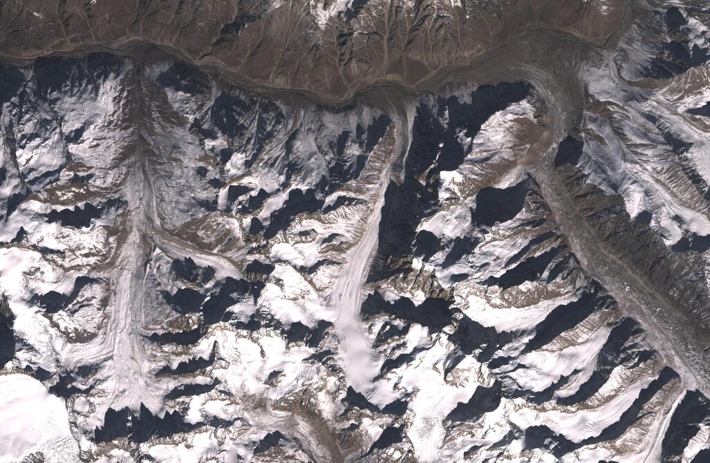 Aerial view of Chhota Shigri Glacier