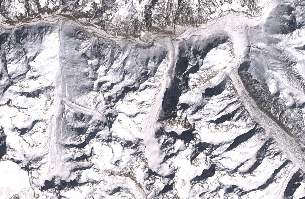 Aerial view of Chhota Shigri Glacier