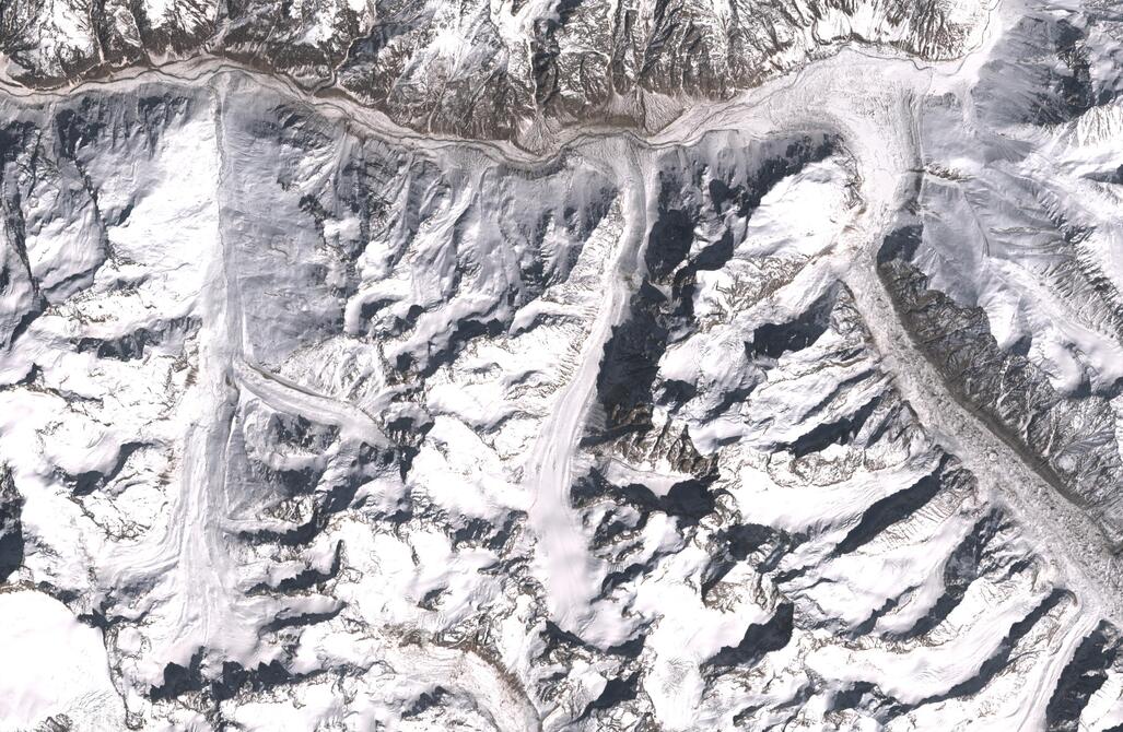 Aerial view of Chhota Shigri Glacier