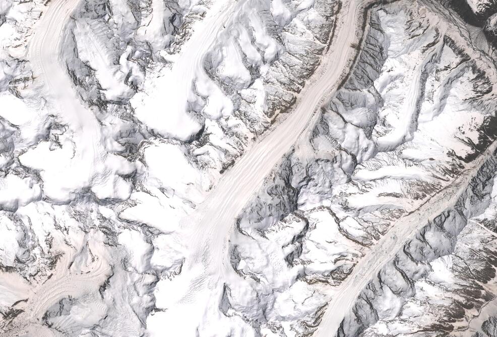 Aerial view of Drang-Drung Glacier