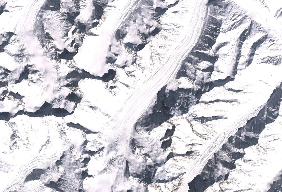 Aerial view of Drang-Drung Glacier