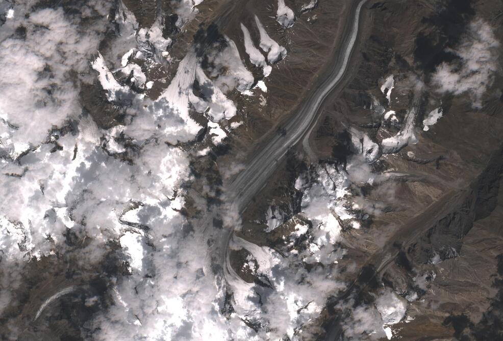 Aerial view of Drang-Drung Glacier