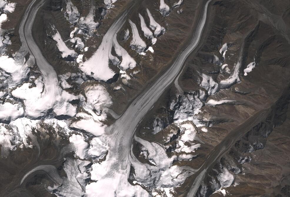 Aerial view of Drang-Drung Glacier