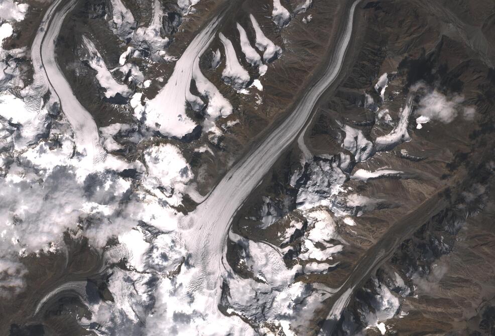 Aerial view of Drang-Drung Glacier