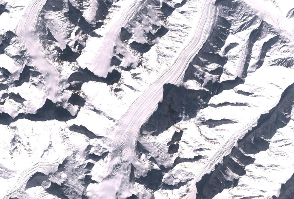 Aerial view of Drang-Drung Glacier