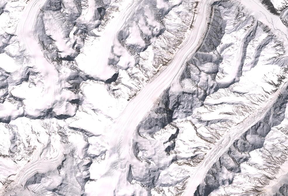 Aerial view of Drang-Drung Glacier