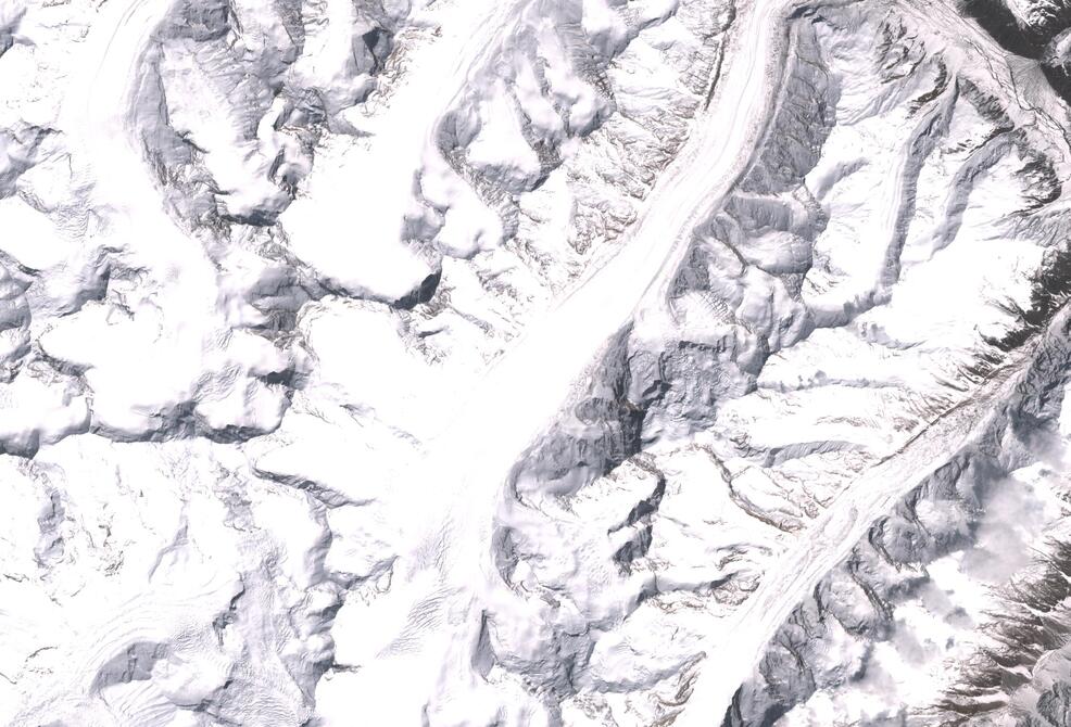 Aerial view of Drang-Drung Glacier