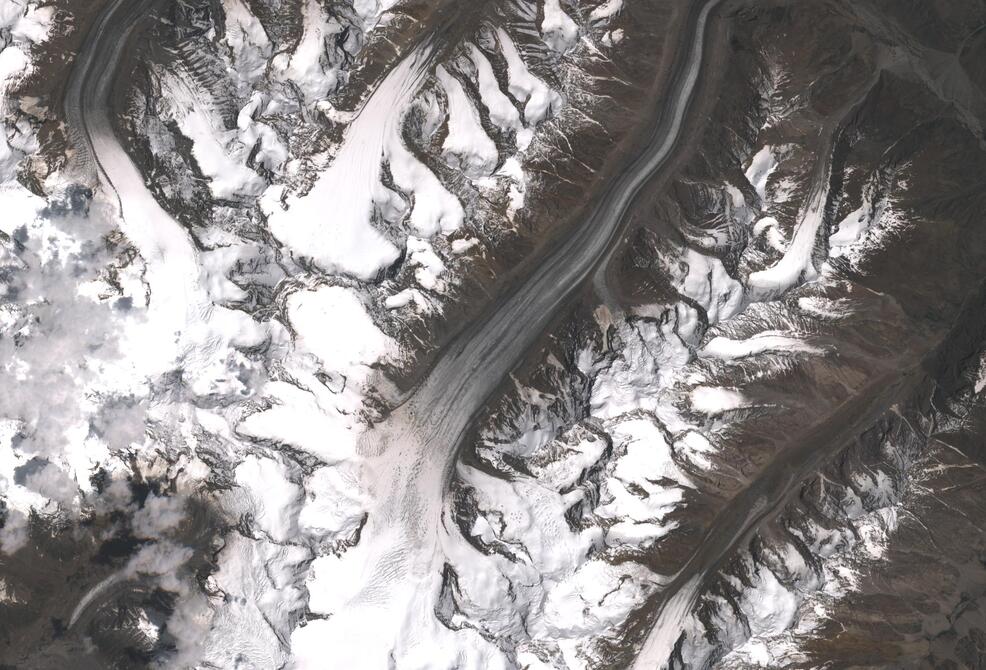 Aerial view of Drang-Drung Glacier